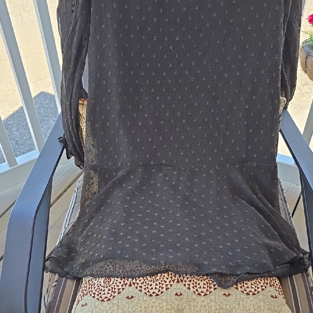 Stylish Black Sheer Top - Picture 5 of 9
